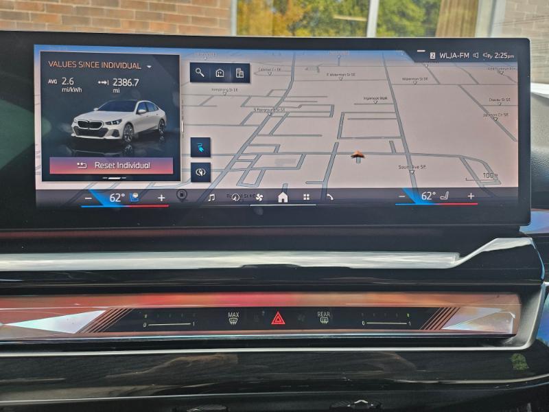 BMW i5 photo 47