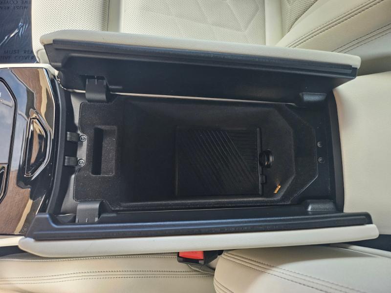 BMW i5 photo 57