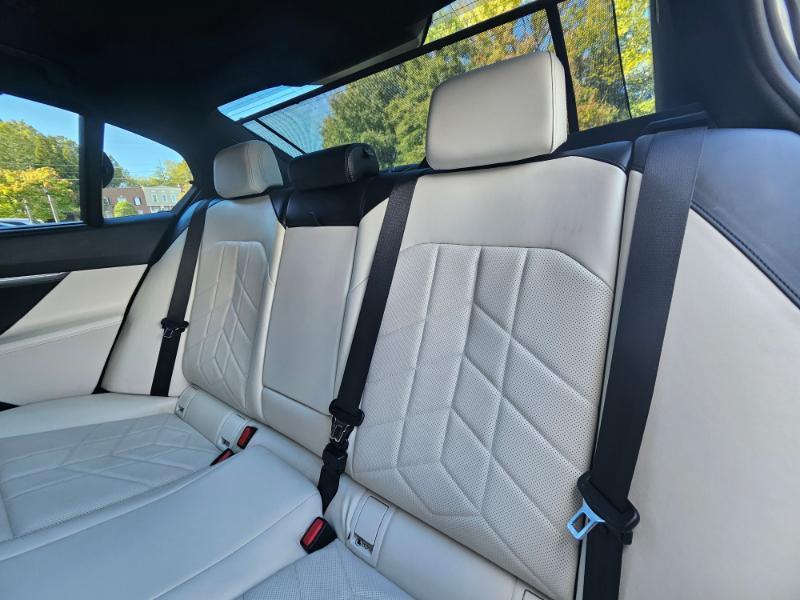 BMW i5 photo 68
