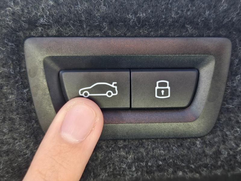 BMW i5 photo 81