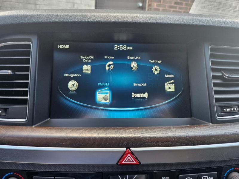 Genesis G80 photo 2