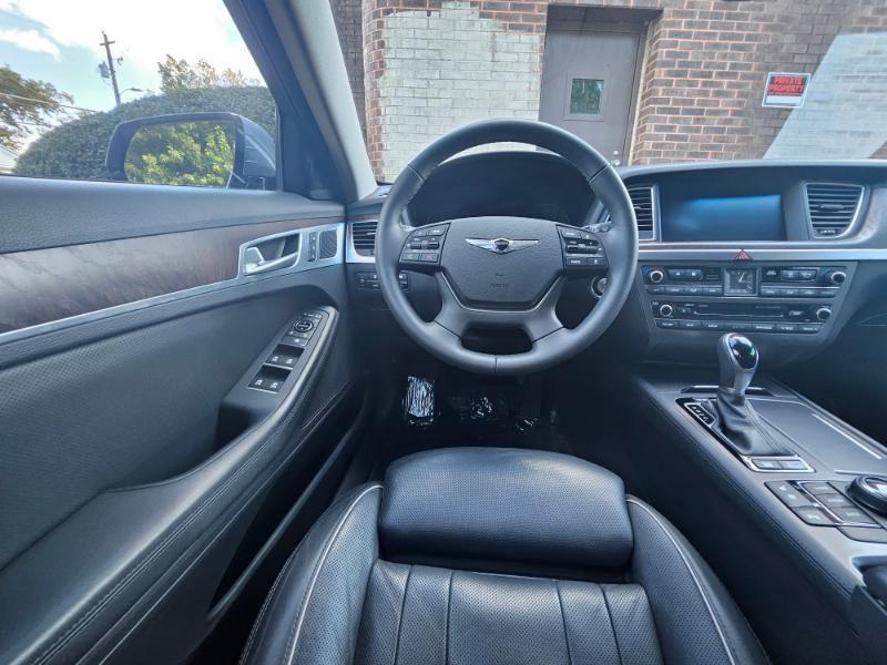 Genesis G80 photo 3