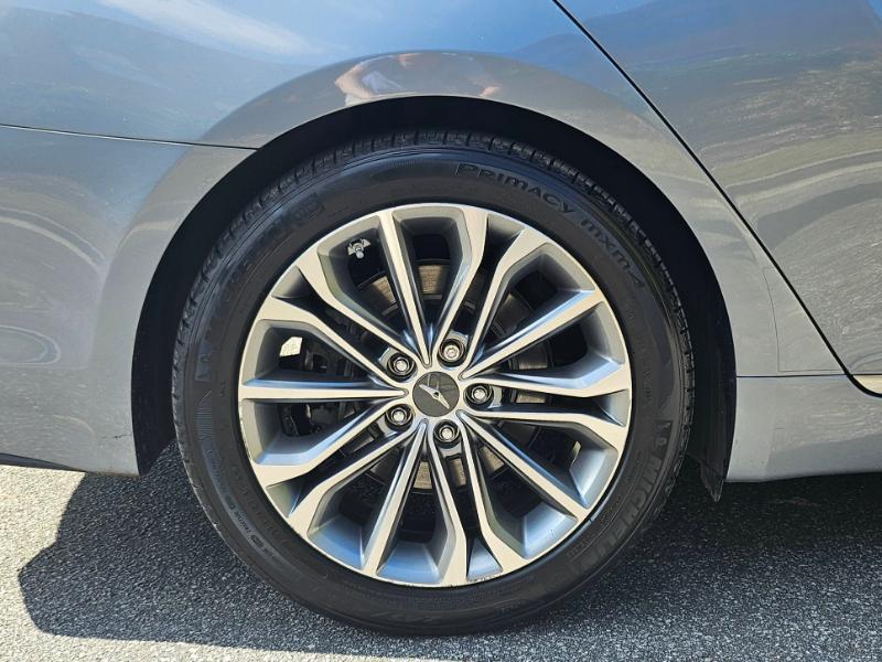 Genesis G80 photo 14
