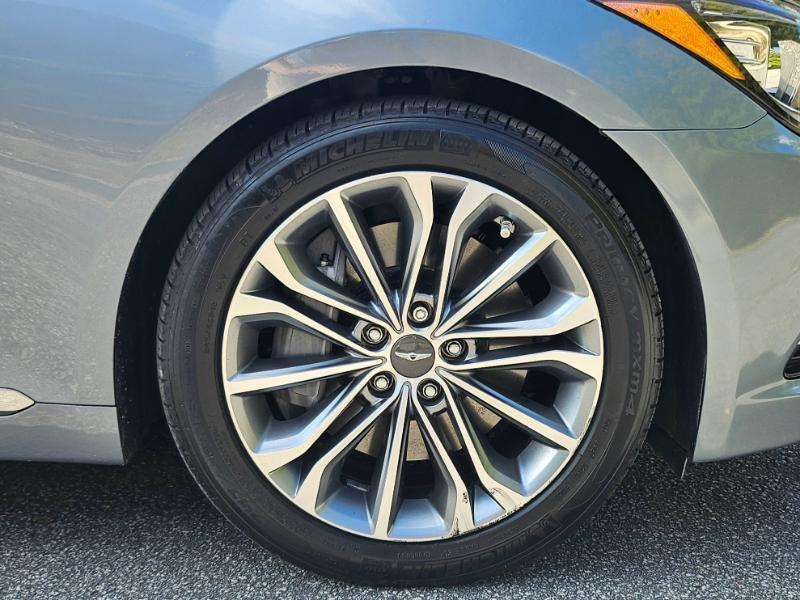 Genesis G80 photo 15