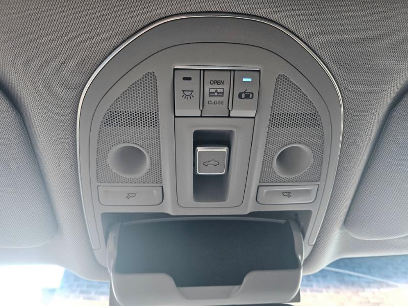 Genesis G80 photo 46