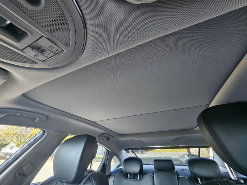 Genesis G80 photo 47