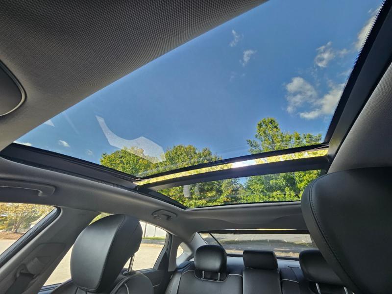 Genesis G80 photo 50