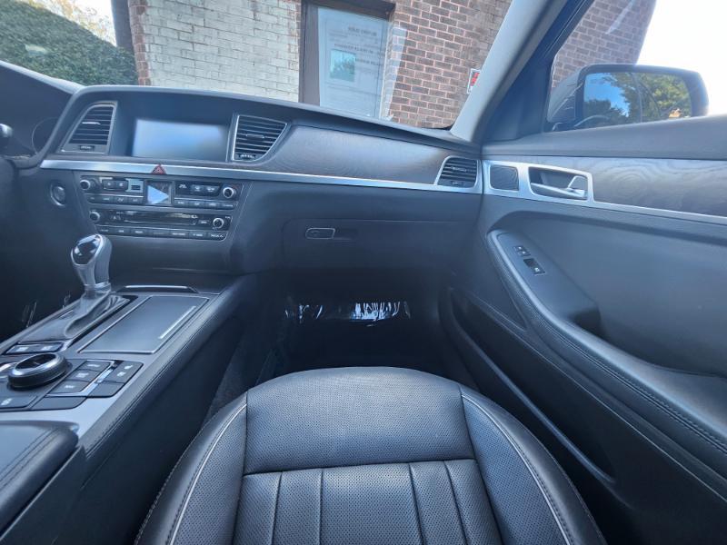 Genesis G80 photo 60