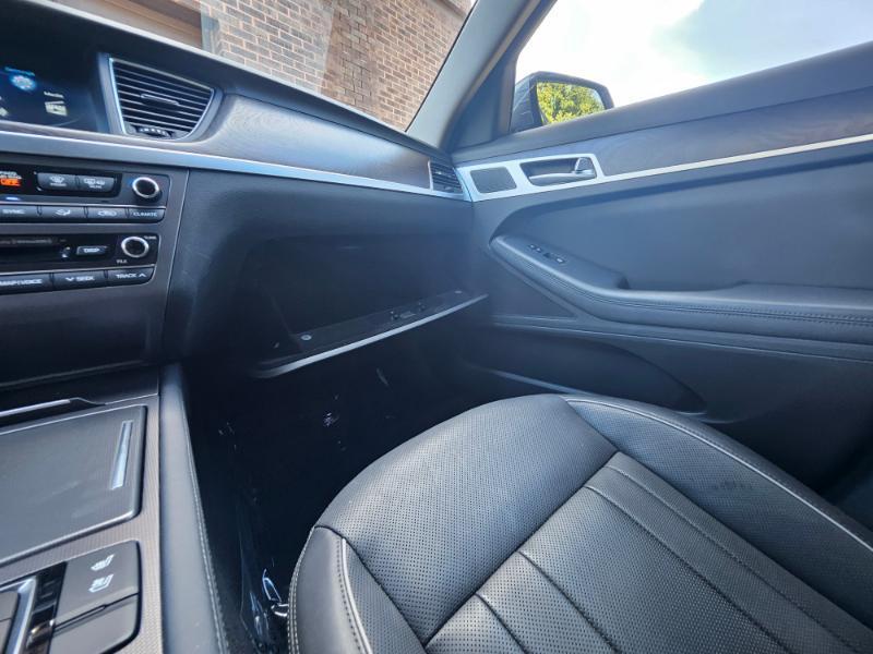 Genesis G80 photo 61