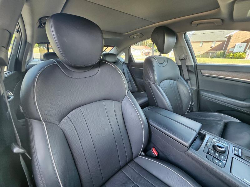 Genesis G80 photo 63