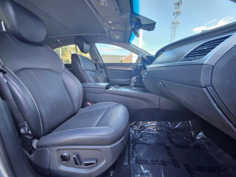 Genesis G80 photo 64