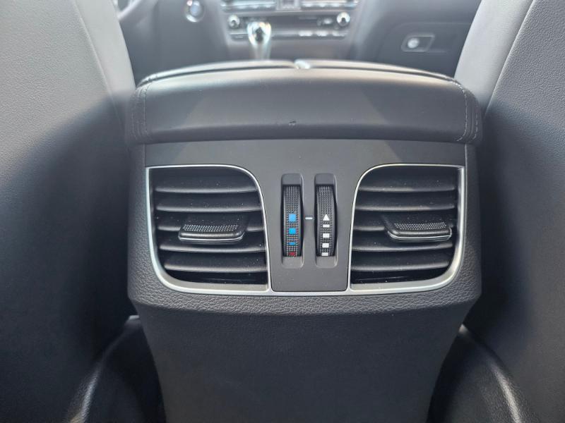 Genesis G80 photo 71