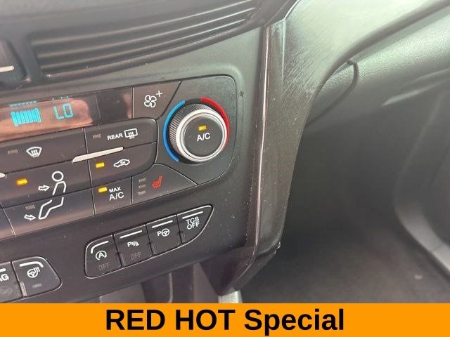 Ford Escape Titanium 4WD 2019