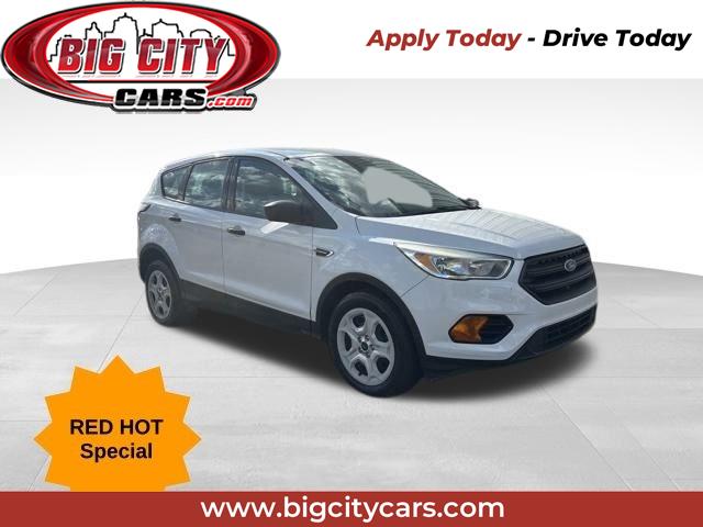 2017 Ford Escape S's photo