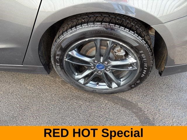 Ford Fusion Hybrid SE 2018