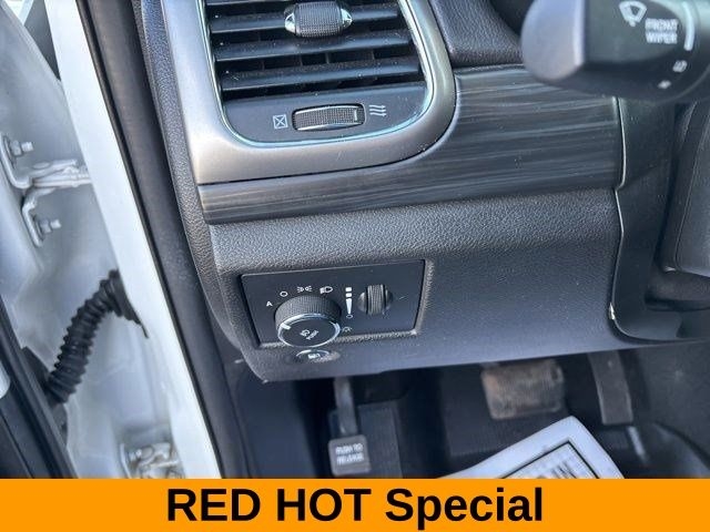 Jeep Grand Cherokee Laredo E 2020