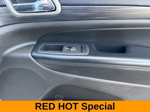 Jeep Grand Cherokee Laredo E 2020