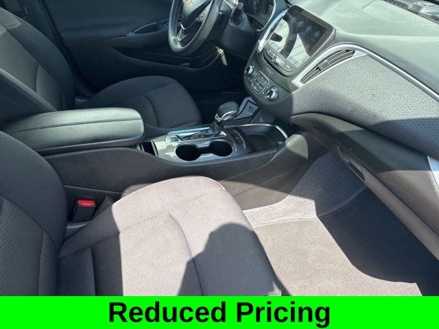 Chevrolet Malibu  2023