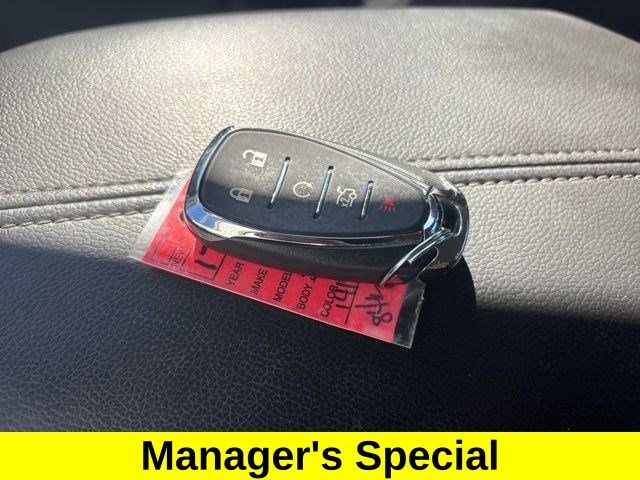 Chevrolet Malibu  2023