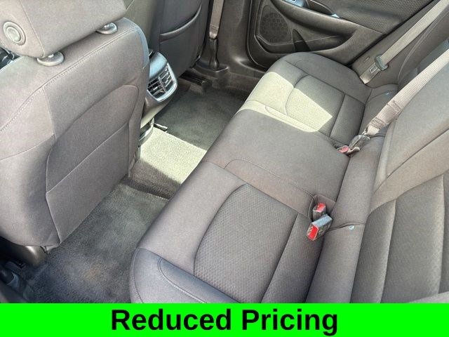 Chevrolet Malibu  2023