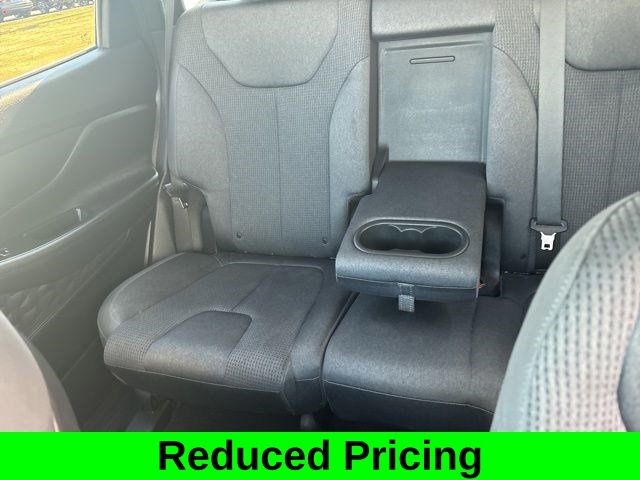 Hyundai Santa Fe SE 2021