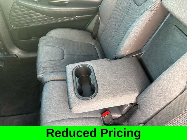 Hyundai Santa Fe SE 2021