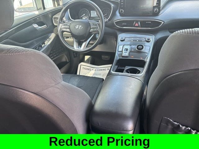 Hyundai Santa Fe SE 2021