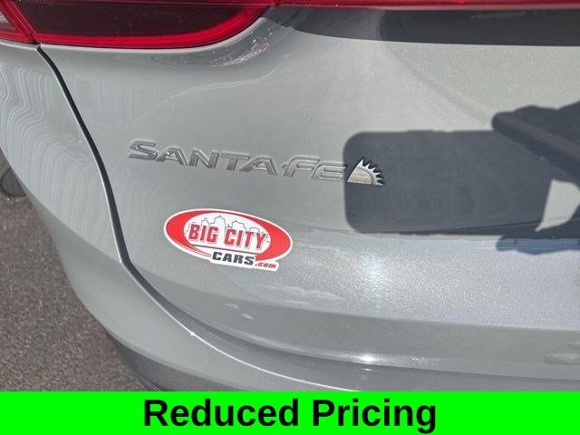 Hyundai Santa Fe SE 2021