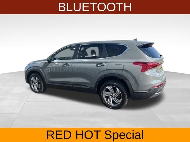 Hyundai Santa Fe SE 2021
