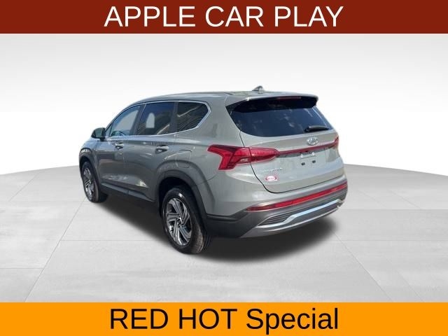 Hyundai Santa Fe SE 2021