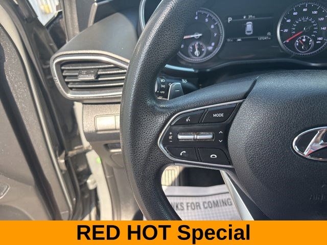 Hyundai Santa Fe SE 2021