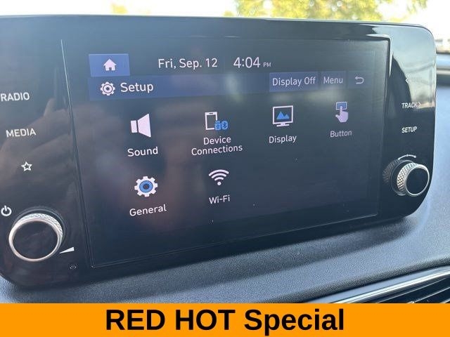 Hyundai Santa Fe SE 2021