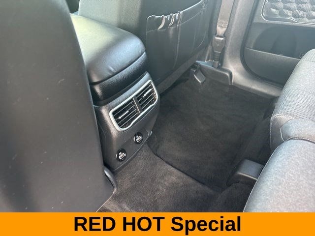 Hyundai Santa Fe SE 2021