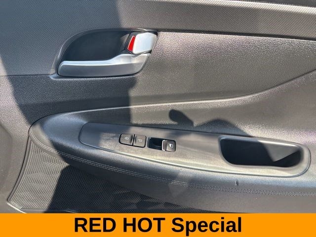 Hyundai Santa Fe SE 2021