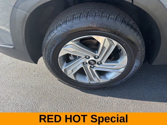 Hyundai Santa Fe SE 2021