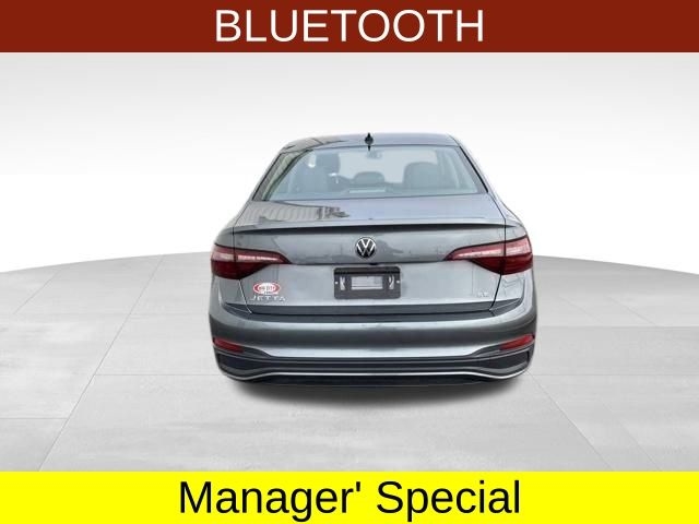 Volkswagen Jetta  2024