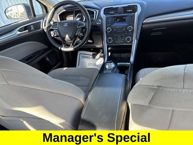 Ford Fusion Hybrid S 2018