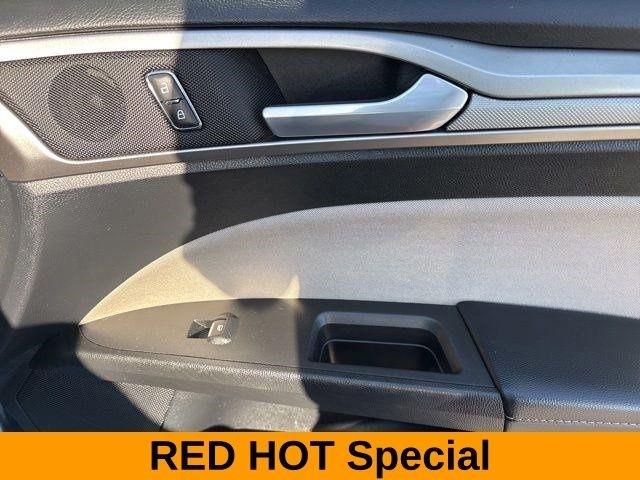 Ford Fusion Hybrid S 2018