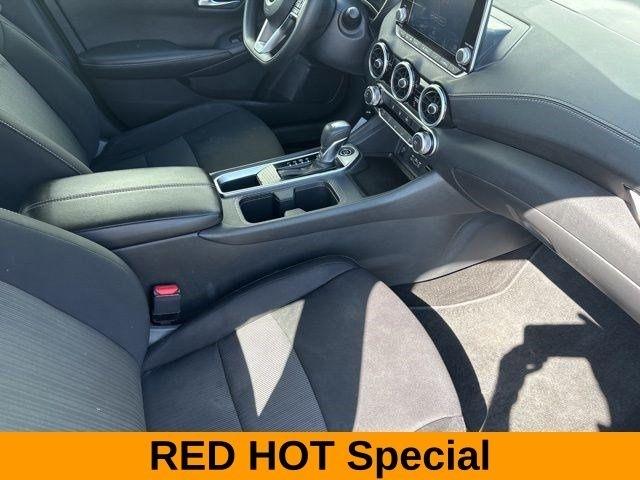 Nissan Sentra SV 2024