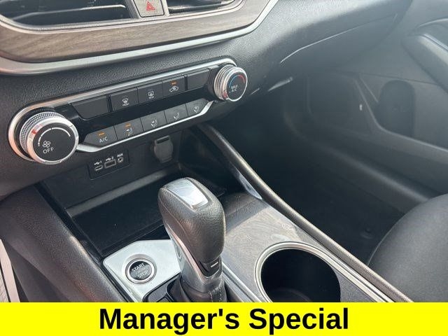 Nissan Altima 2.5 SV 2024