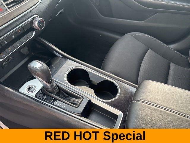 Nissan Altima 2.5 SV 2024