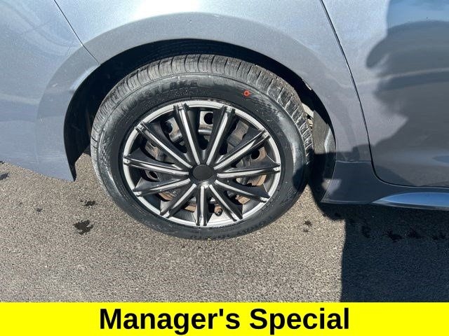 Toyota Corolla LE 2022