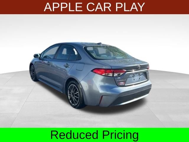 Toyota Corolla LE 2022