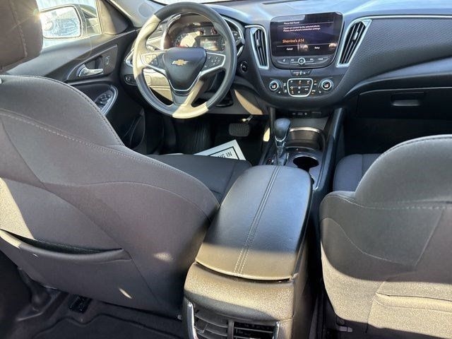 2021 Chevrolet Malibu 1LT photo 31