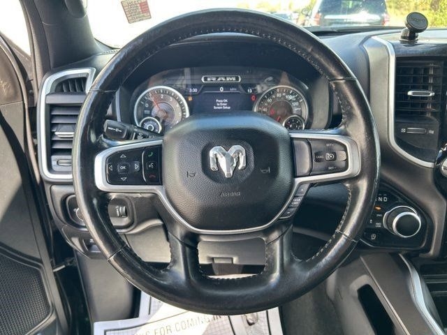 RAM 1500 Big Horn Crew Cab SWB 4WD 2021 RAM 1500 Big Horn Crew Cab SWB 4WD 2021