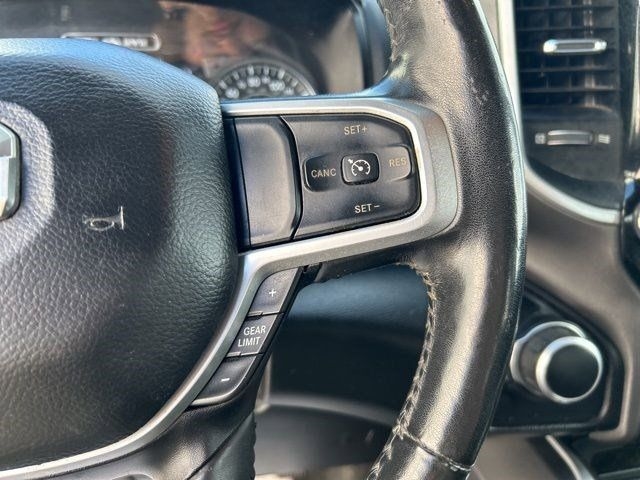 RAM 1500 Big Horn Crew Cab SWB 4WD 2021 RAM 1500 Big Horn Crew Cab SWB 4WD 2021