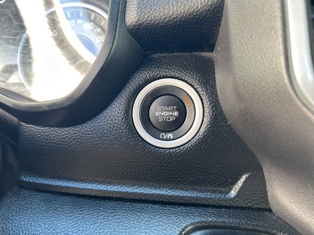 RAM 1500 Big Horn Crew Cab SWB 4WD 2021 RAM 1500 Big Horn Crew Cab SWB 4WD 2021