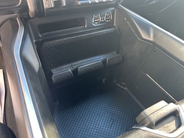 RAM 1500 Big Horn Crew Cab SWB 4WD 2021 RAM 1500 Big Horn Crew Cab SWB 4WD 2021