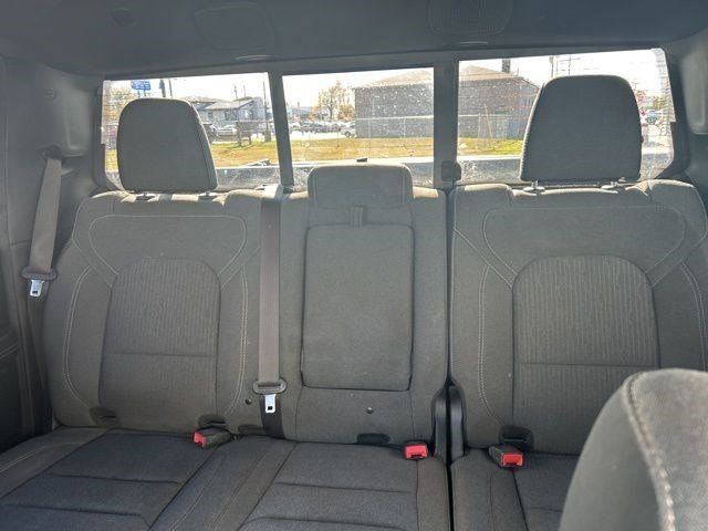 RAM 1500 Big Horn Crew Cab SWB 4WD 2021 RAM 1500 Big Horn Crew Cab SWB 4WD 2021