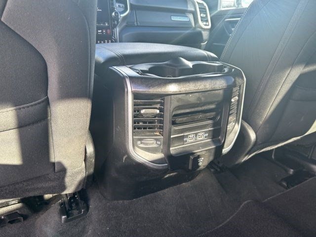 RAM 1500 Big Horn Crew Cab SWB 4WD 2021 RAM 1500 Big Horn Crew Cab SWB 4WD 2021